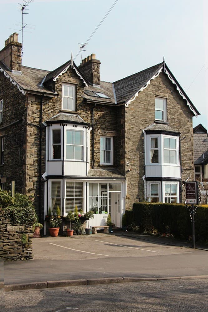 St John's Lodge (4*)