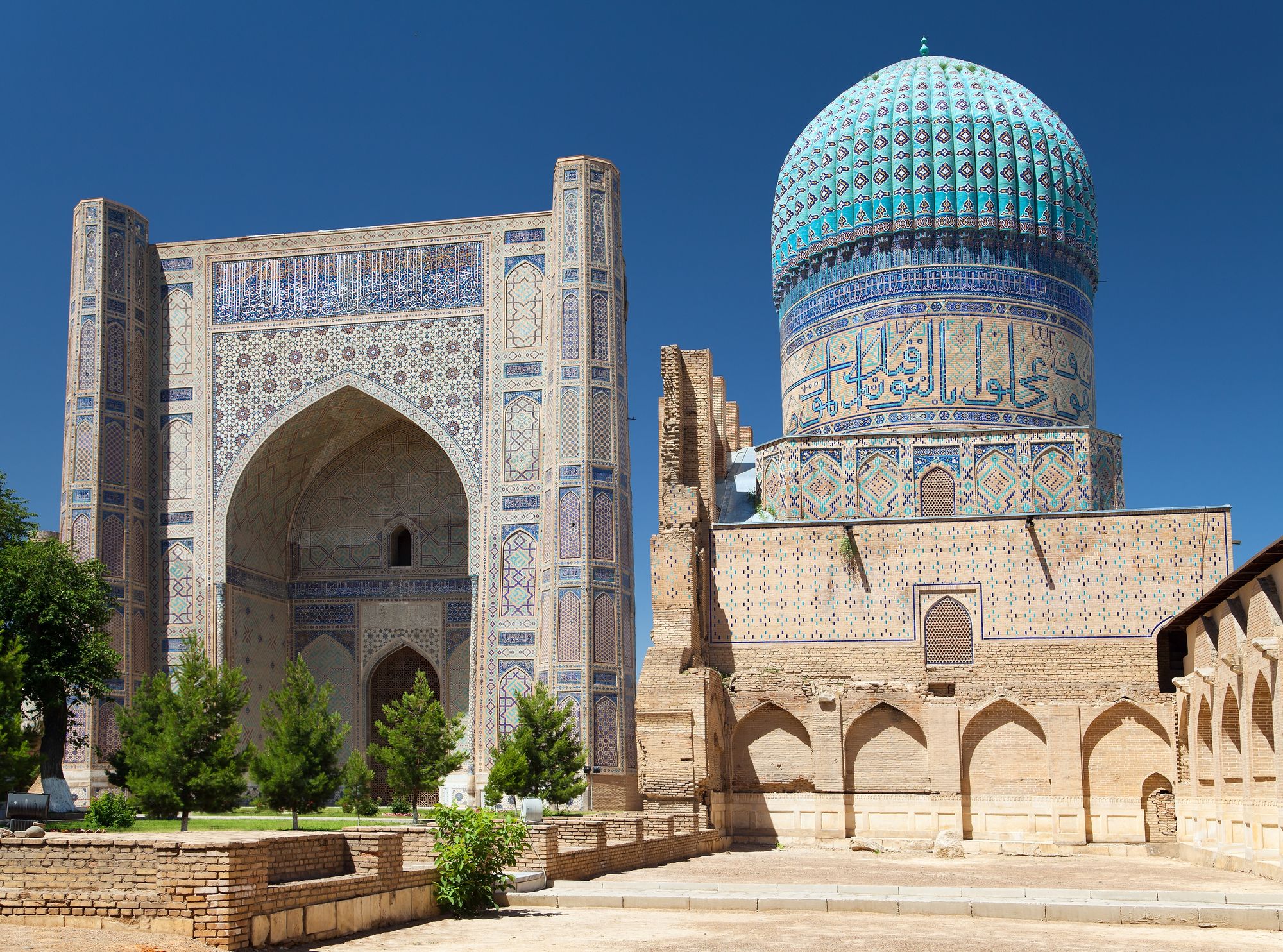 Bibi-Khanym Mosque